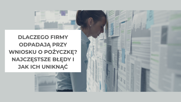 kobieta w białej koszuli opiera głowę o ścianę